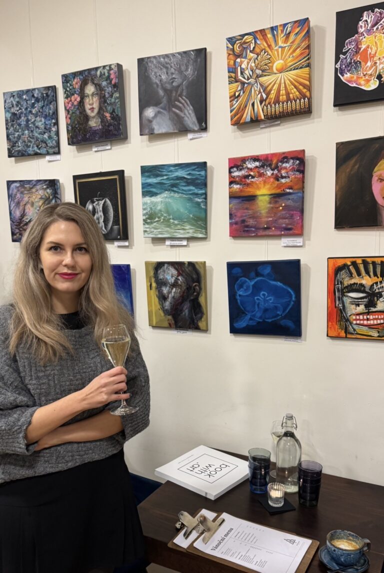 Přečtete si více ze článku Vernisáž projektu Book With Art v The Barrister